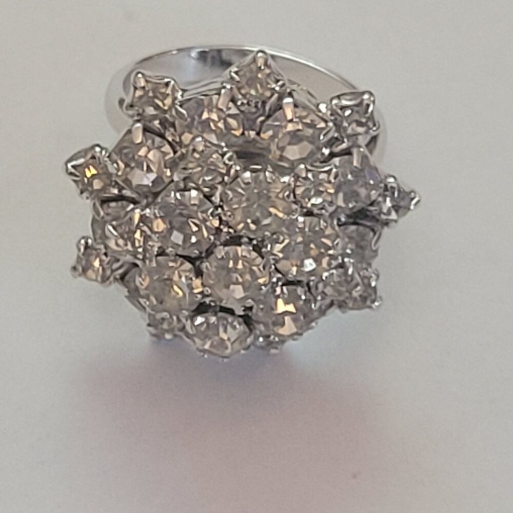 Vintage Tammey Jewels Silver-Tone Clear Rhinestone Cluster Statement Ring For Wo